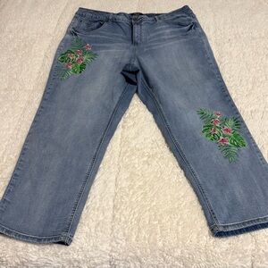 Earl Jeans Blue Jeans with Floral Embroidery